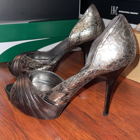 Guess Holbrook Open toe pump - Picture 6 of 13